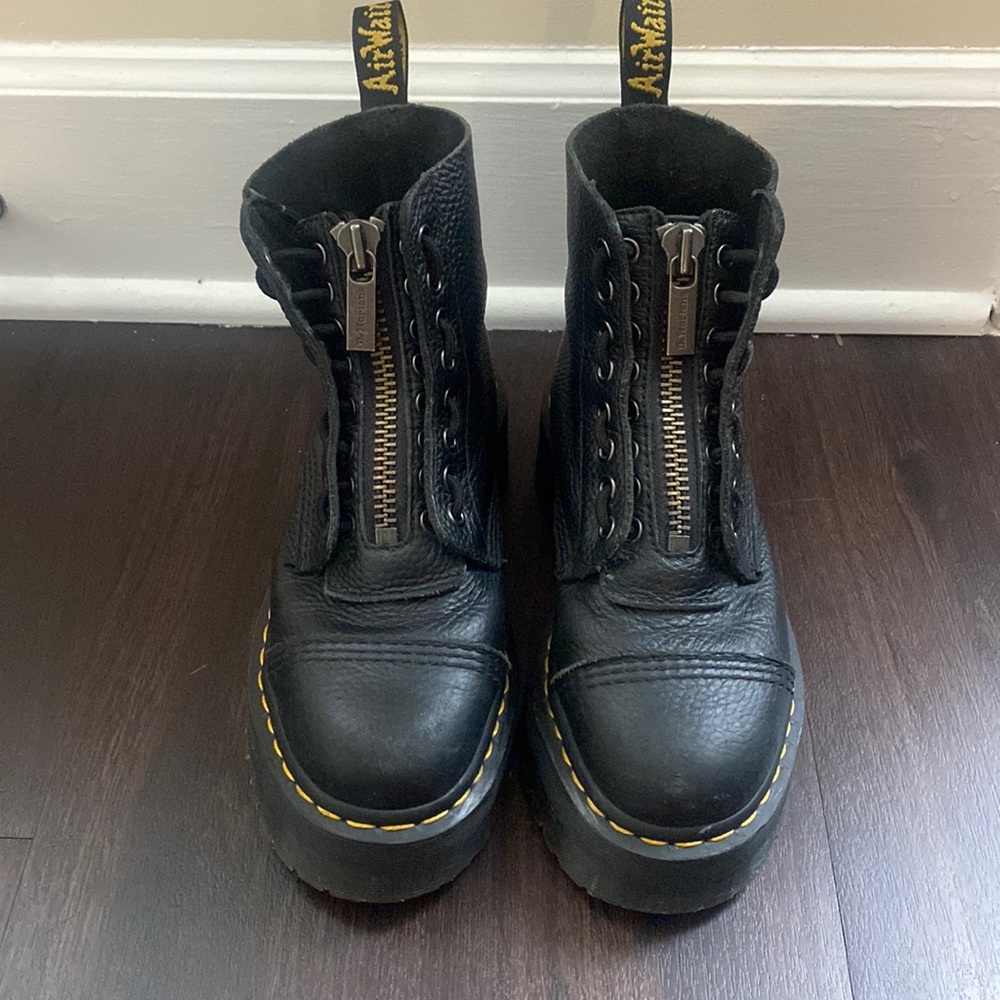 Dr Martens Sinclair Platform Boots — Milled Nappa Leather Size 7